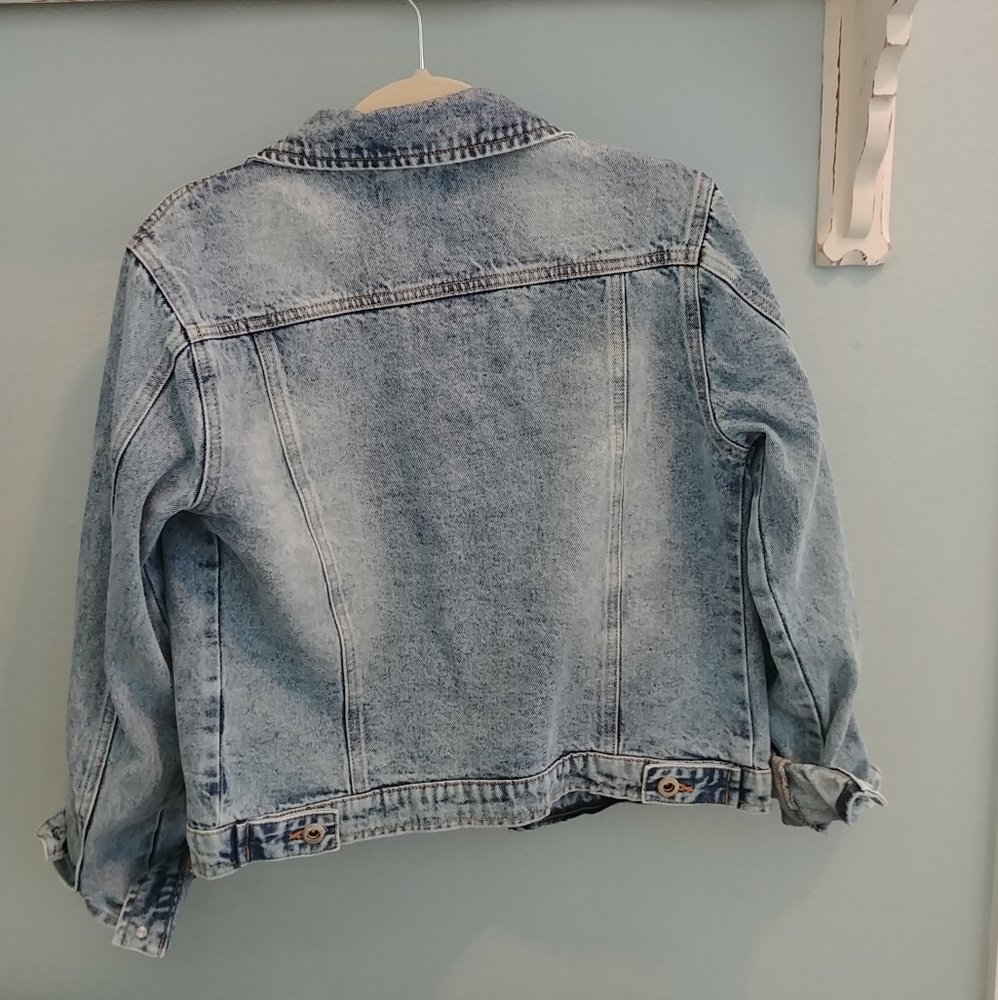 Jean Jacket - Picture 2 of 6